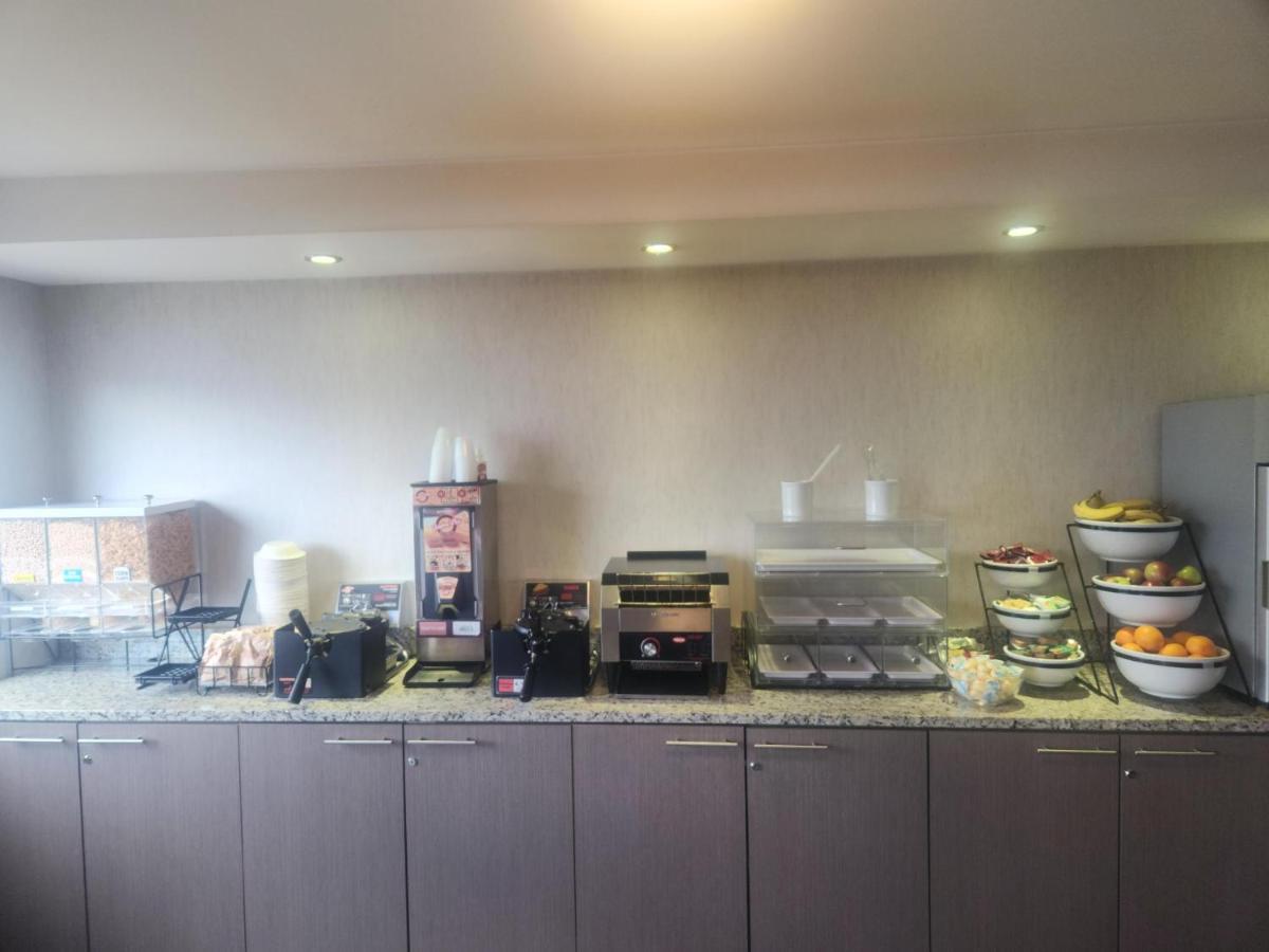 Comfort Inn Trois-Rivières Exteriér fotografie